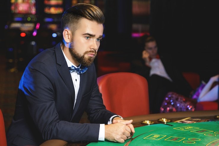 Antarmuka platform raja bandar menampilkan berbagai kategori sportsbook, kasino langsung, dan permainan slot
